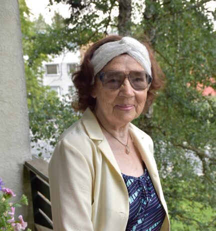 Ellen-Velaine Jaks jagab oma tagasisidet raamatule „Emotisoonidega tunnetatud elu“.